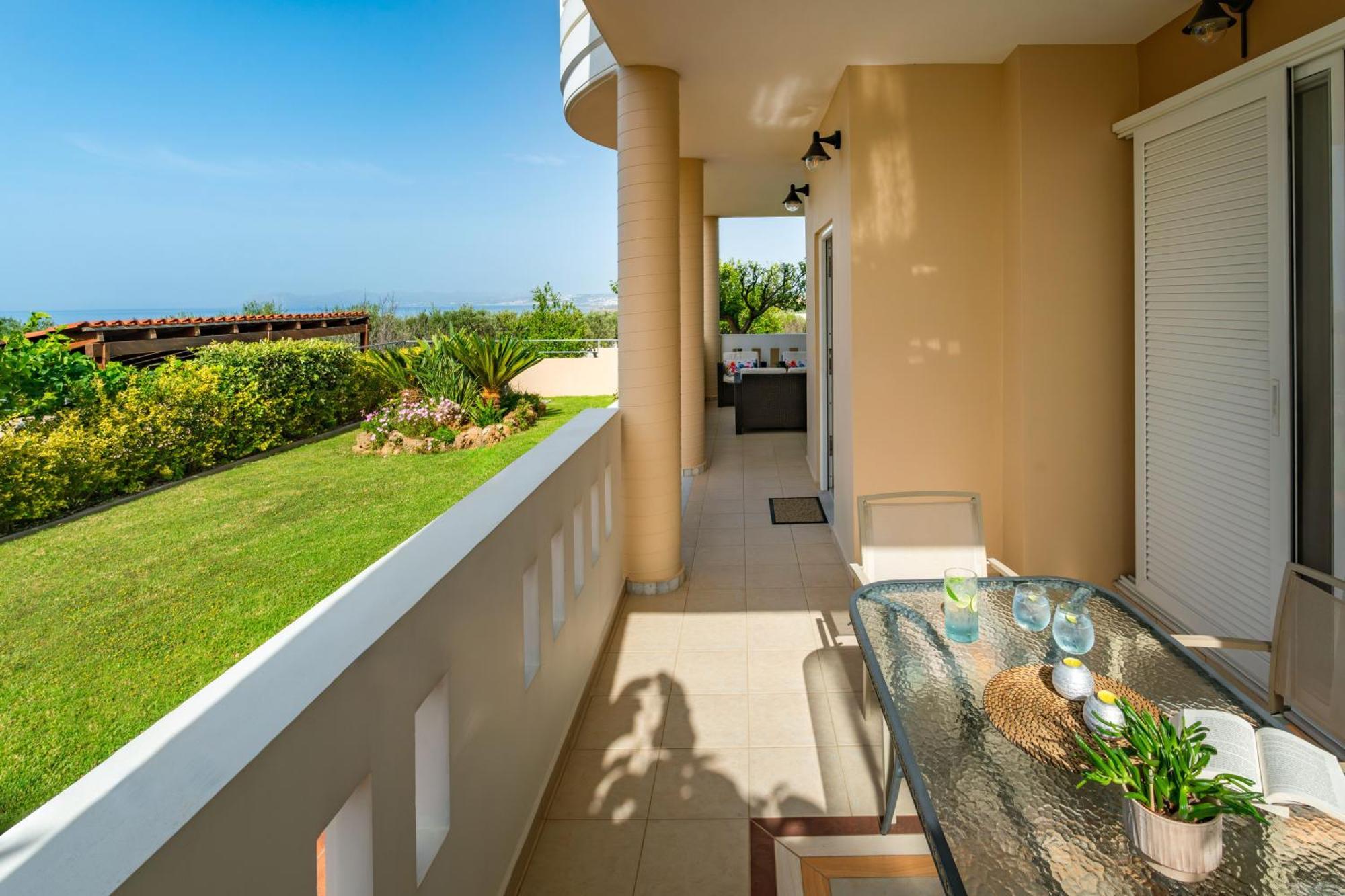 Villa Aretousa 1 Agia Marina  Exterior photo